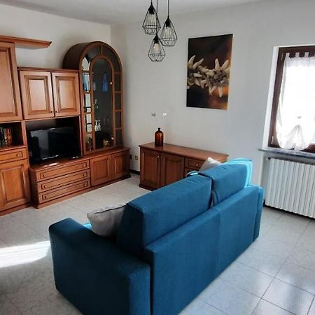 נוס A Casa Di Vera - Vivi La Tua Valle D'Aosta מראה חיצוני תמונה