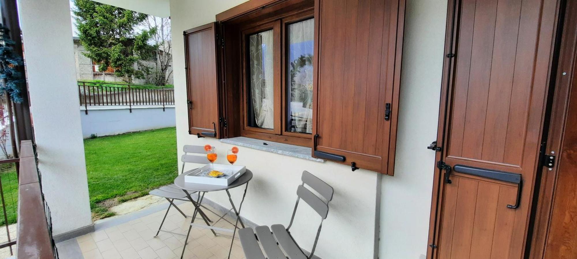 נוס A Casa Di Vera - Vivi La Tua Valle D'Aosta מראה חיצוני תמונה